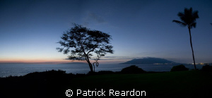 Sunset panorama of Lanai and West Maui as seen from Waile... by Patrick Reardon 
